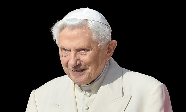 Trauer um emeritierten Papst Benedikt XVI.